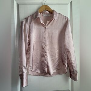 Abercrombie & Fitch Light Pink Satiny/Silky Shirt Womens Size XS